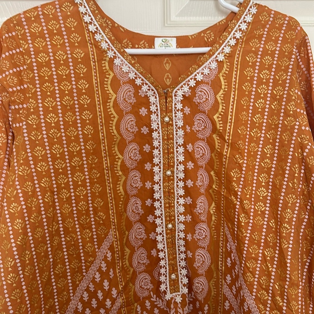 So Kamal orange block print Pakistani kurti